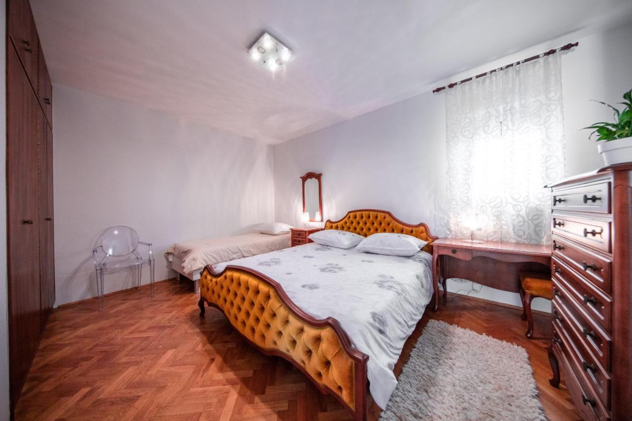 Villa Gg Podstrana Bagian luar foto