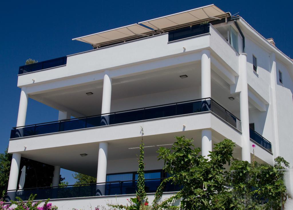 Villa Gg Podstrana Bagian luar foto
