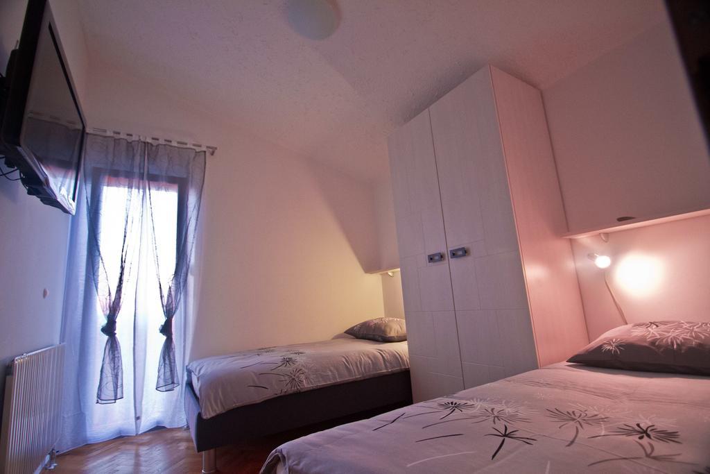Villa Gg Podstrana Bagian luar foto